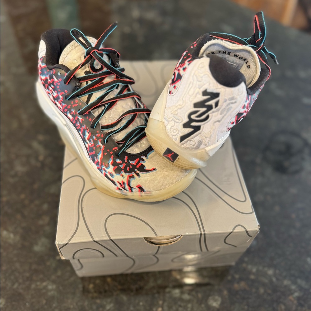 Jordan Zion 3 Basketball Shoe Kids' Sneakers - size 4.5Y